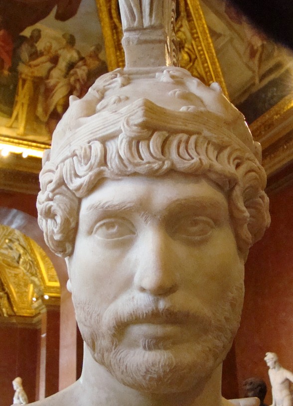 Musée du louvre Paris France Hadrien empereur romain représenté en Mars dieu de la Guerre