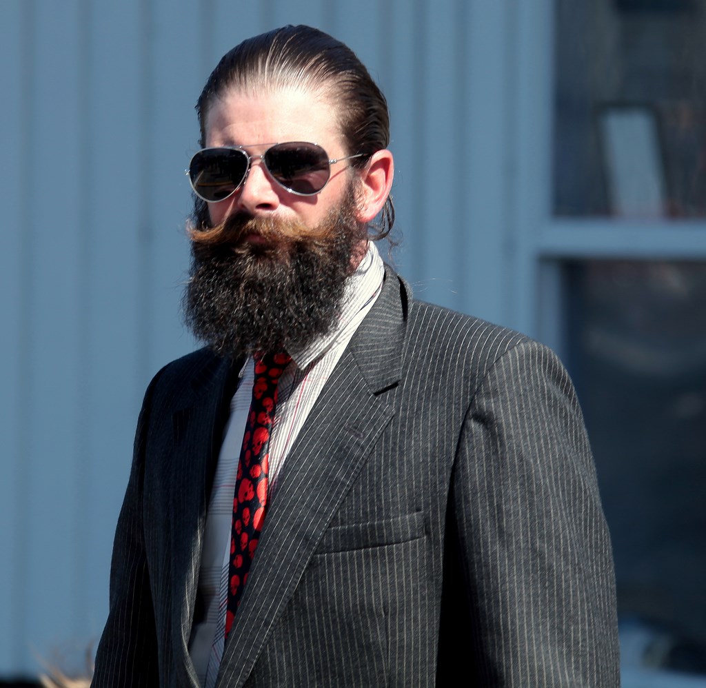 Style hipster barbe et costume Homme viril Tasmanie Australie