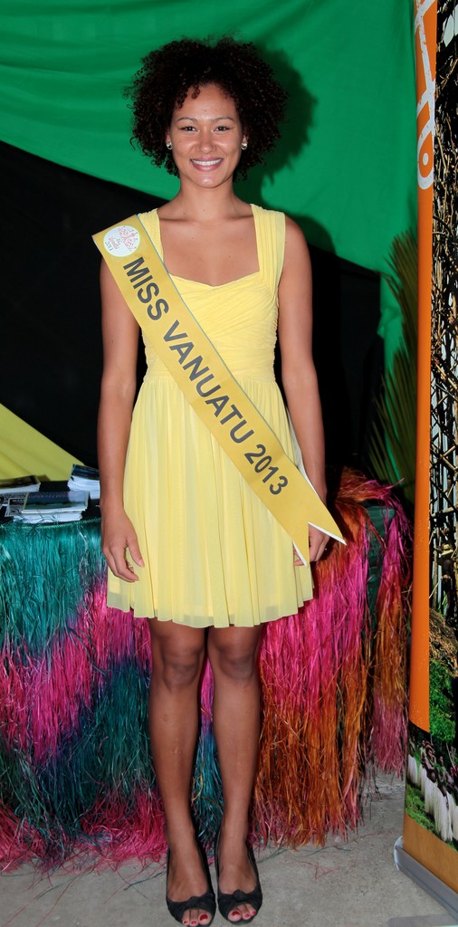 Valérie Martinez miss Vanuatu 2013 office tourisme Ambassador Tanna in Tafea Province