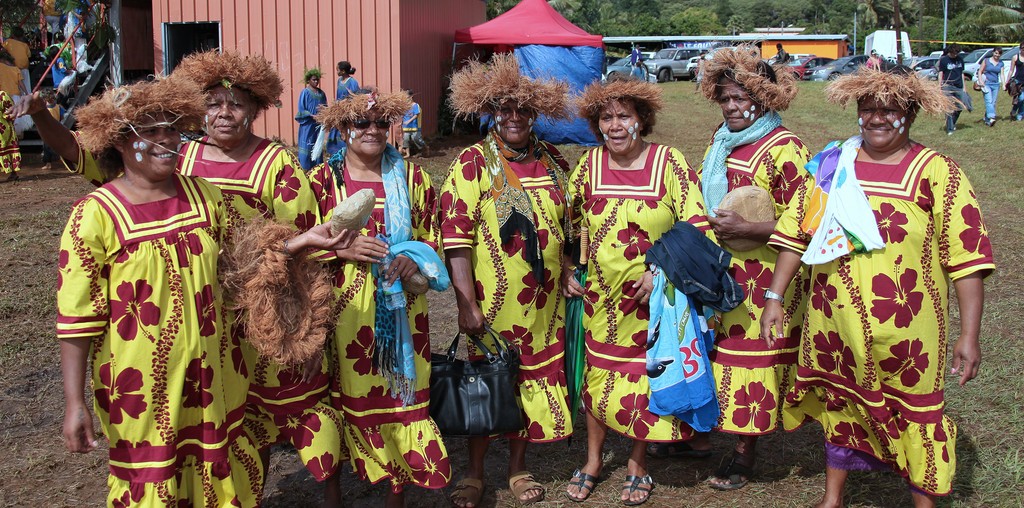 Musiciennes kanak tribu danse art Foire agricole de Thio 2013 Nouvelle-Calédonie