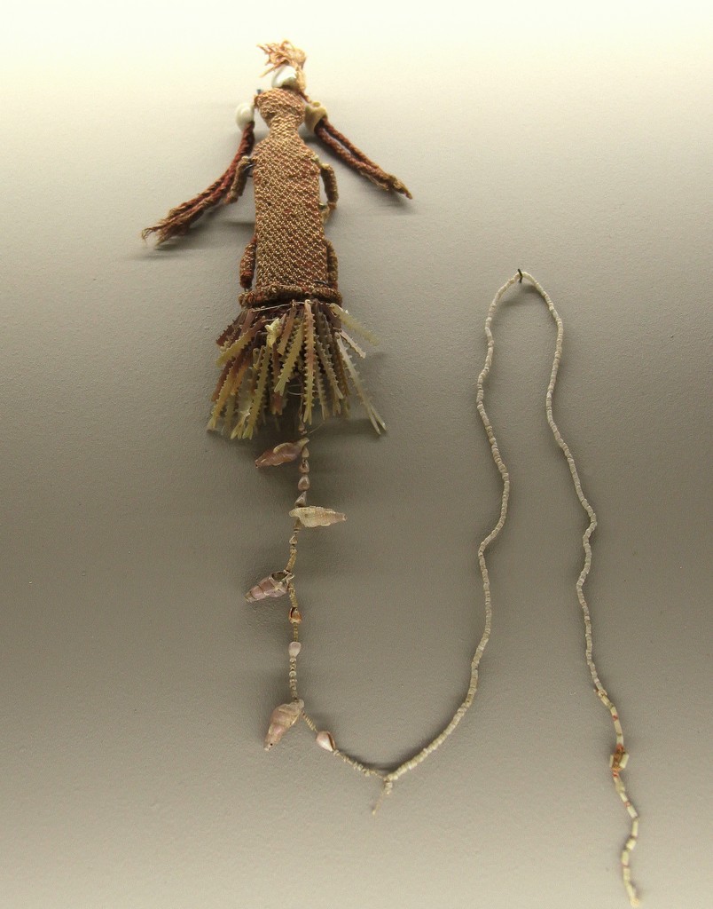 Tête de monnaie kanak Houaïlou Cordonnets de fibres végétales Art indigène Nouvelle-Calédonie