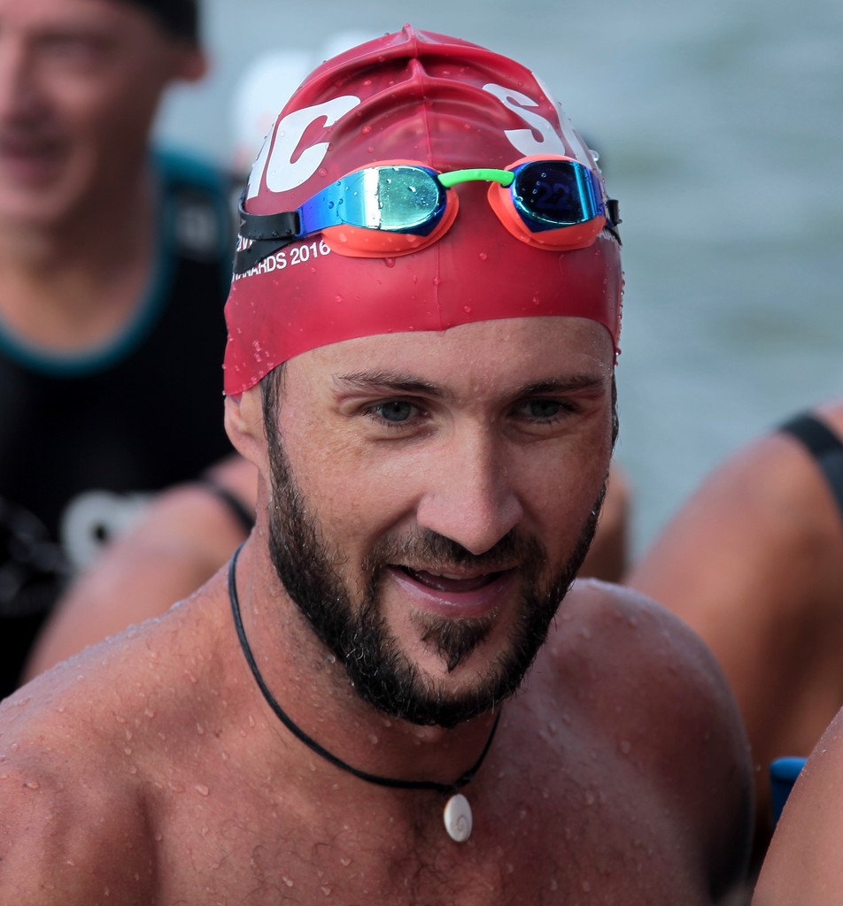 Barbu avec le sourire 22e édition de la traversée Anse-Vata/Ilot Canard Nouméa Nouvelle-Calédonie