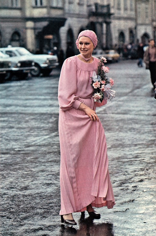 National Geographic Avril 1979 bride of tradition Prague in Winter