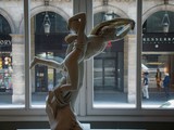 Musée du louvre Paris France sculpture statue Zéphyr enlevant Psyché par le sculpteur Henri-Joseph Rutxhiel