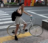 Sexy fixie Single speed Fixed-gear bicycle bike Tokyo street Japan young girl