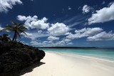 Plage paradisiaque Baie de Chateaubriand îles Loyauté Lifou Nouvelle-Calédonie