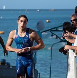 Epreuve de natation sortie de l'eau participant sportif