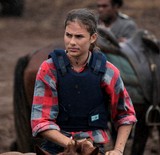 Jolie fille au regard qui tue cavalière foire de Thio Nouvelle-Calédonie
