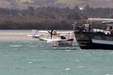 ULM hydravion voler en Nouvelle-Calédonie pilotage avion ultra léger goélette la Bonté