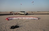 site paramoteur Ras al Khaimah Uae paramotor camp in UAE itv glider on the sand