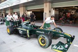 Lotus F1 Abu Dhabi 2010 grand prix formule 1 stand maxis malaysia brigestone tune