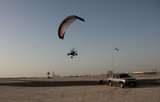voler en paramoteur aux emirats flying school in UAE learn to fly pilot a light aircraft ulm