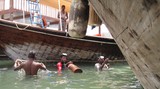 Réparation des dhows par des plongeurs Dibha Oman