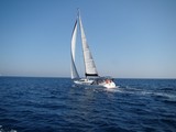 Voilier en navigation sous voile Méditerranée