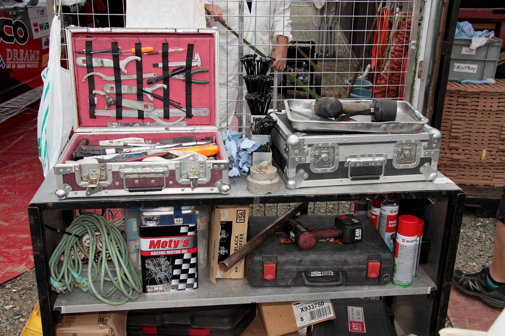 Servante d'atelier caisse à outils outillage compétition automobile rallye sport mécanique Rallye Compétition Automobile Nouvelle-Calédonie