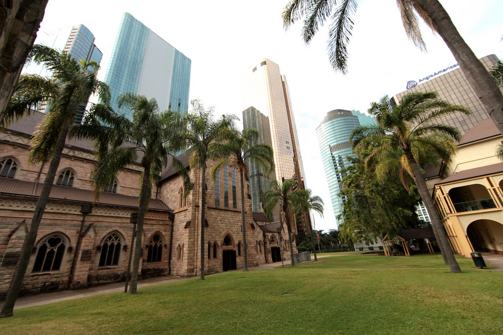 Cathedrale Saint Stephen Brisbane old church and new building Australia