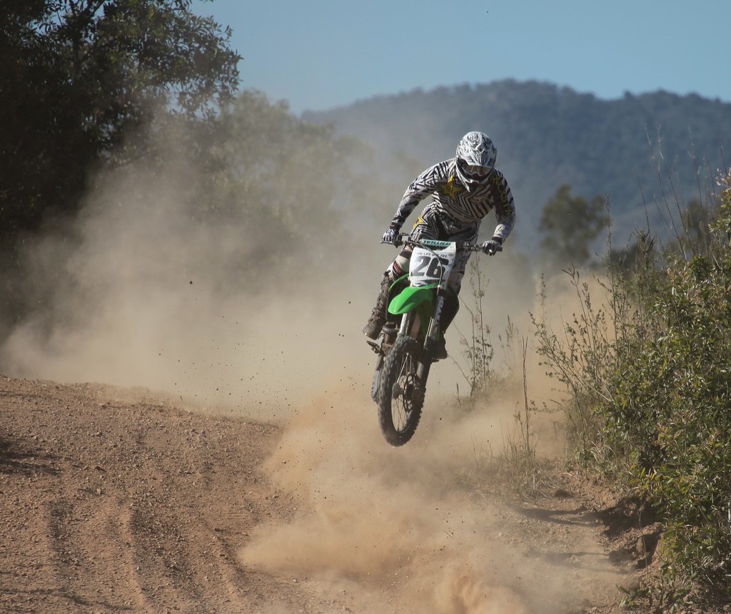 Technique saut en moto de cross Yamaha