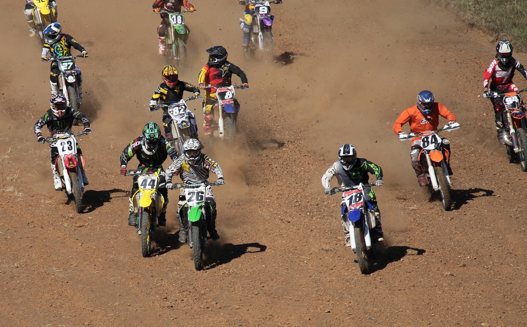 Circuit motocross Téné Bourail Nouvelle-Calédonie compétition sport mécanique