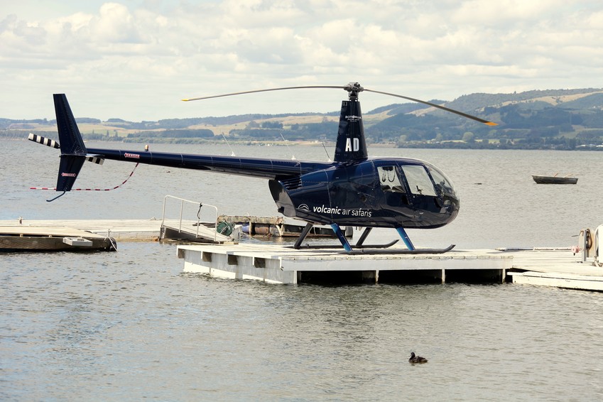 ROBINSON R44 VOLCANIC AIR SAFARIS NEW ZEALAND