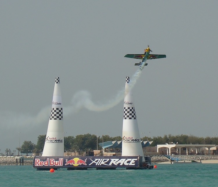 RED BULL AIR RACE 2010 Abu Dhabi UAE air gate international air race rio corniche road slalom course pylon Zivko Edge 540 MXS-R Lycoming engine