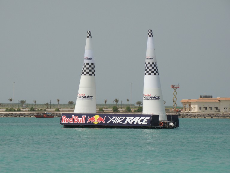 Red bull air race Abu Dhabi pilotage avion voltige aerienne